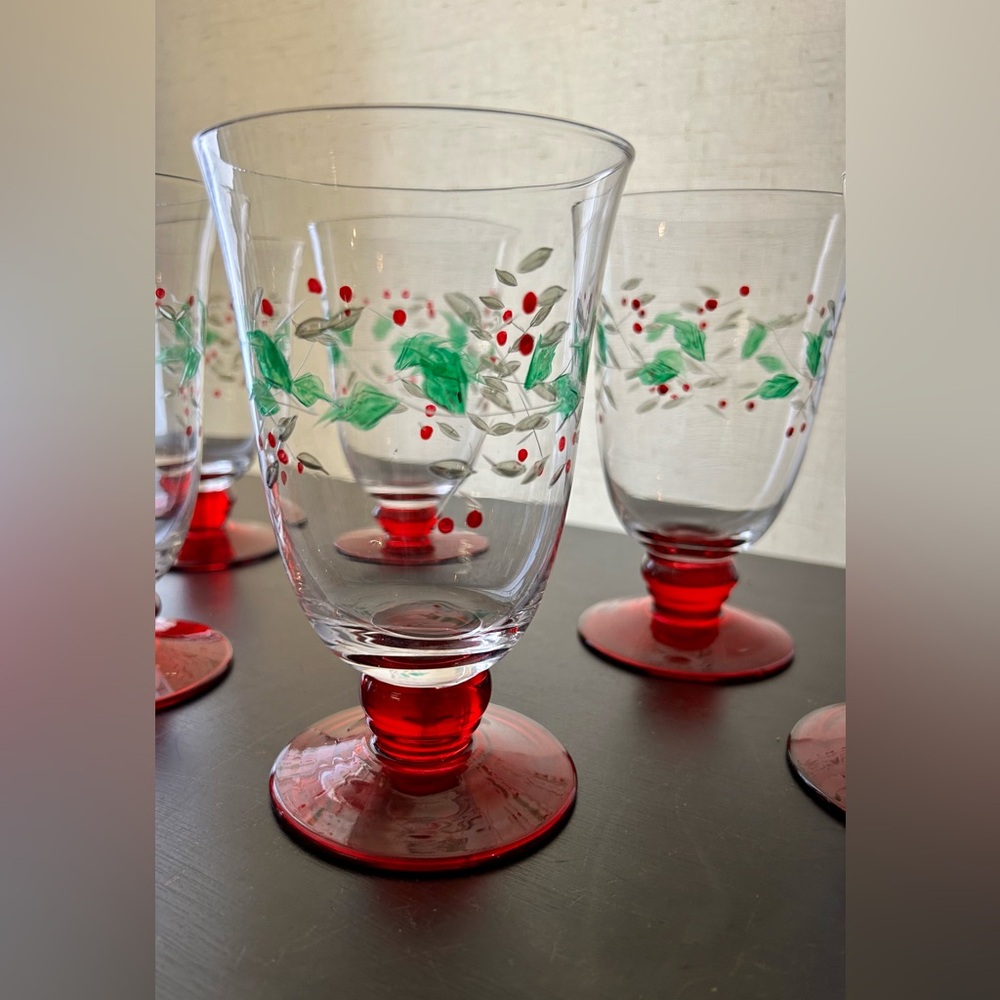 Pfaltzgraff Winterberry Sentiments Water Goblets
